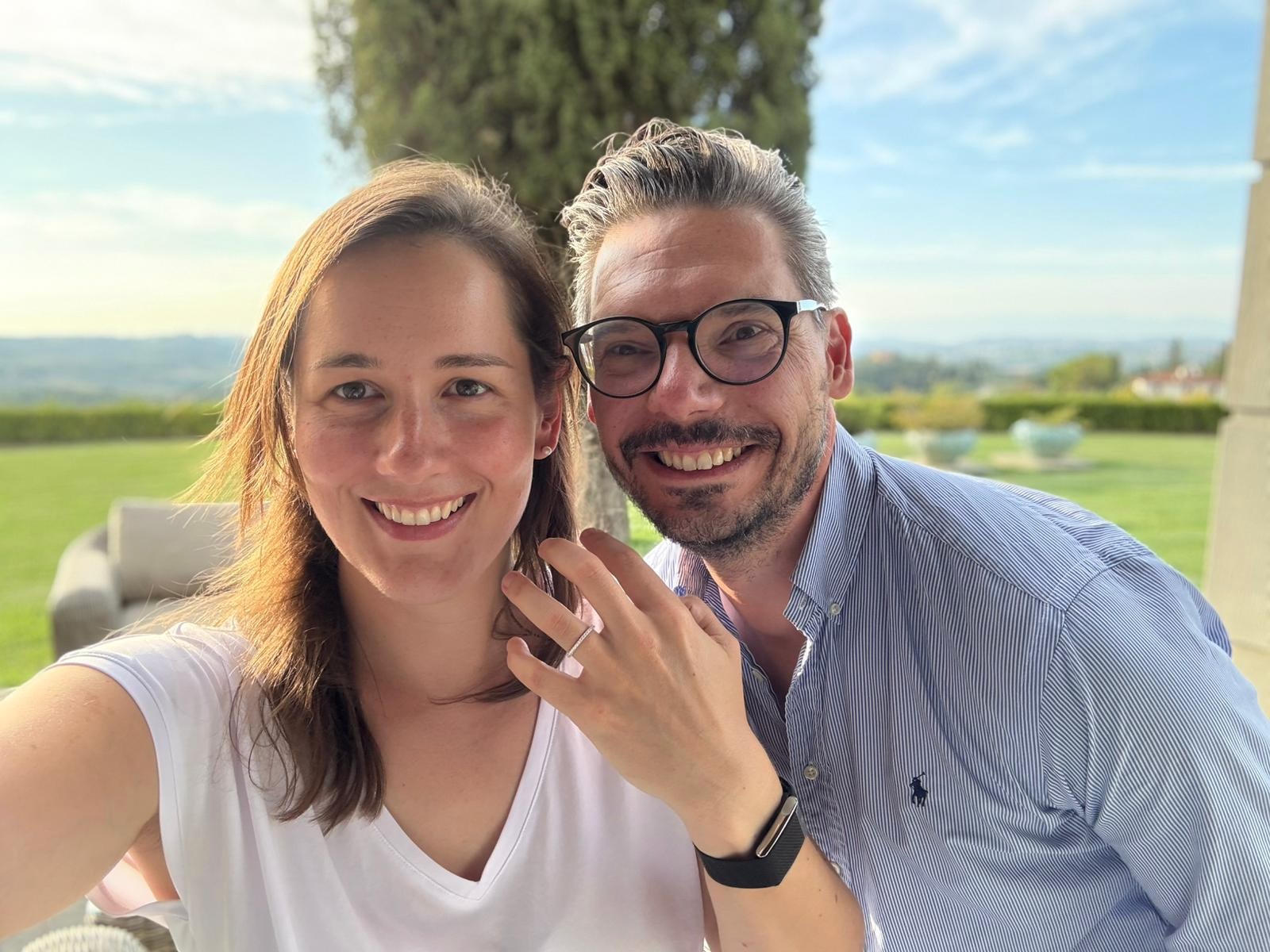 Gloria und Benjamin — Verlobung